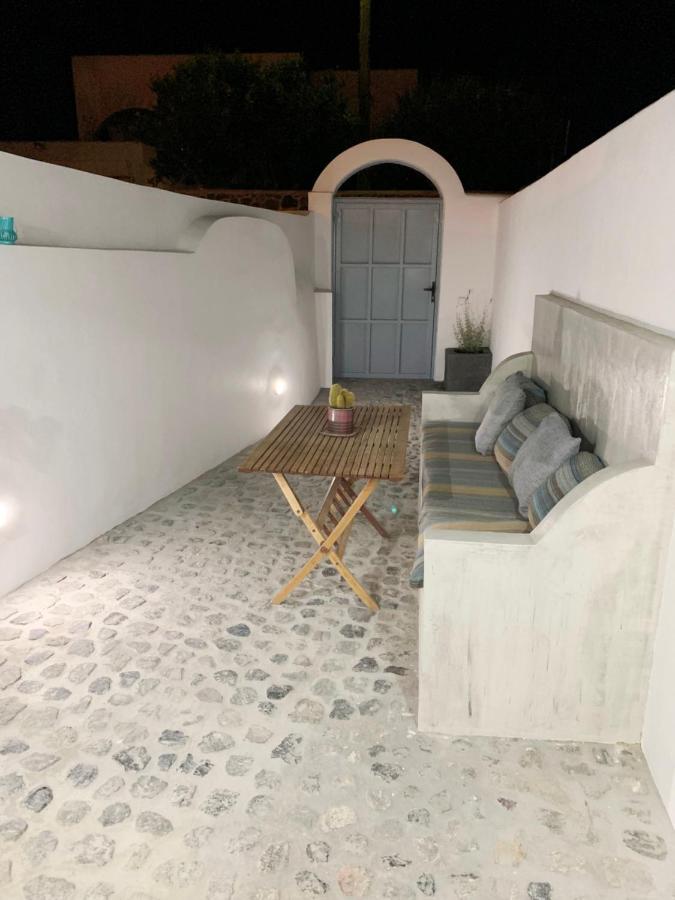 산토리니 Poli Cave House Santorini 빌라 외부 사진