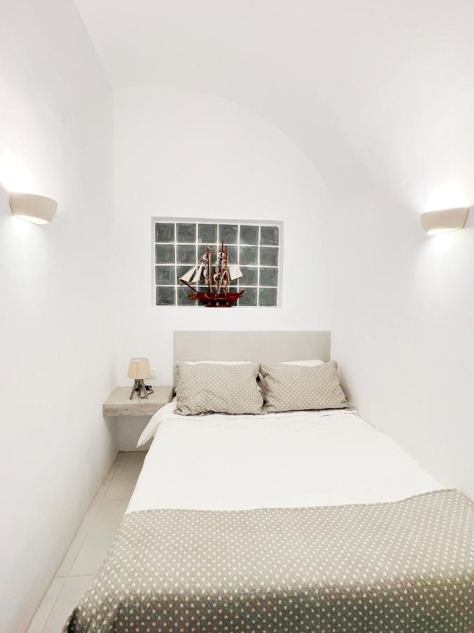 산토리니 Poli Cave House Santorini 빌라 외부 사진